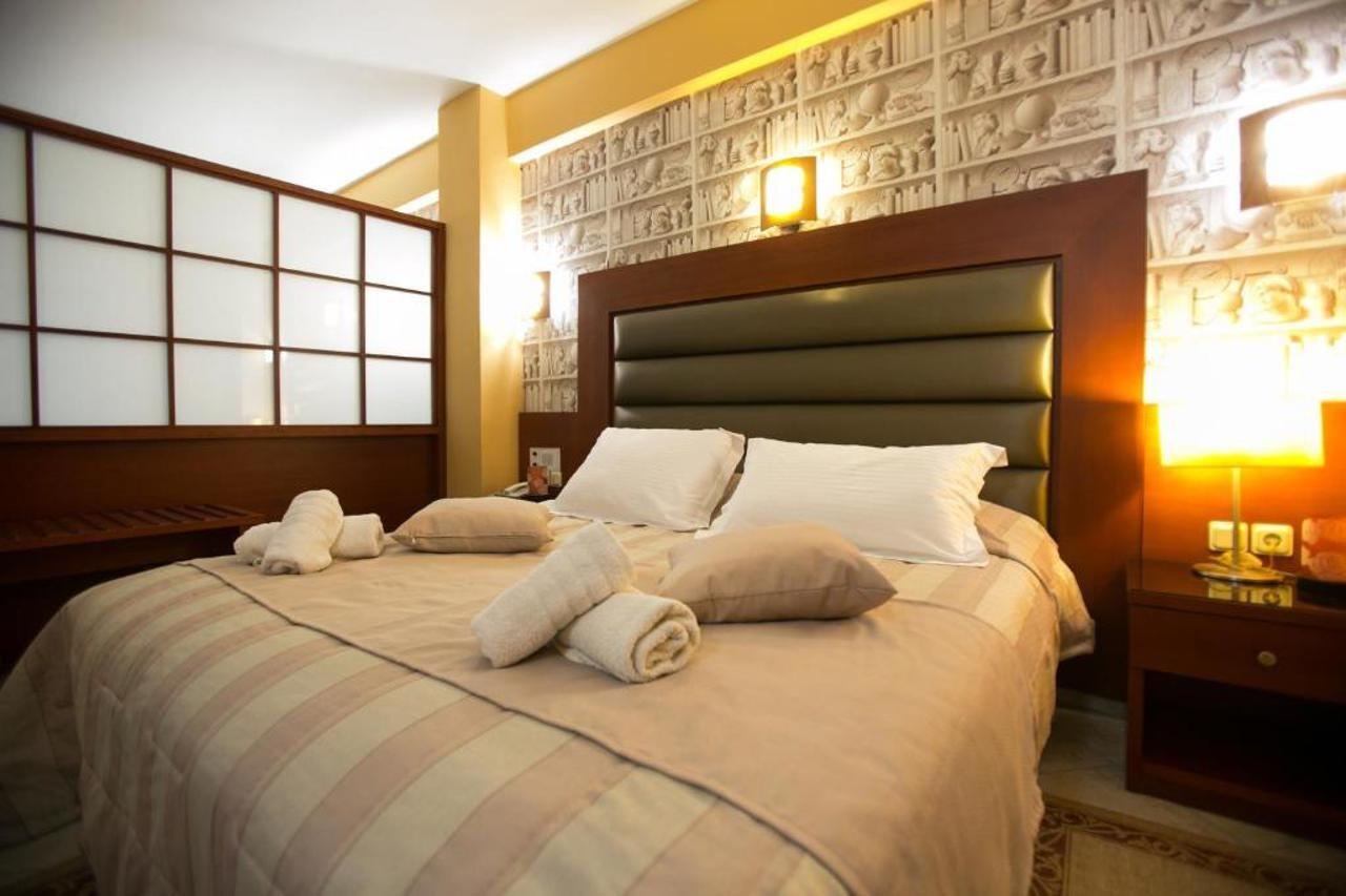 City Life Hotel 伊拉克利翁 外观 照片