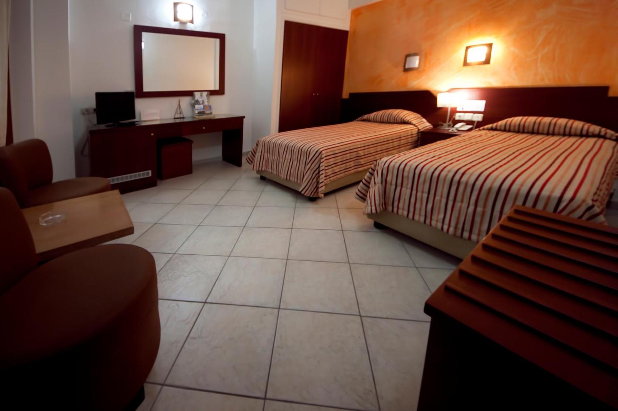 City Life Hotel 伊拉克利翁 外观 照片