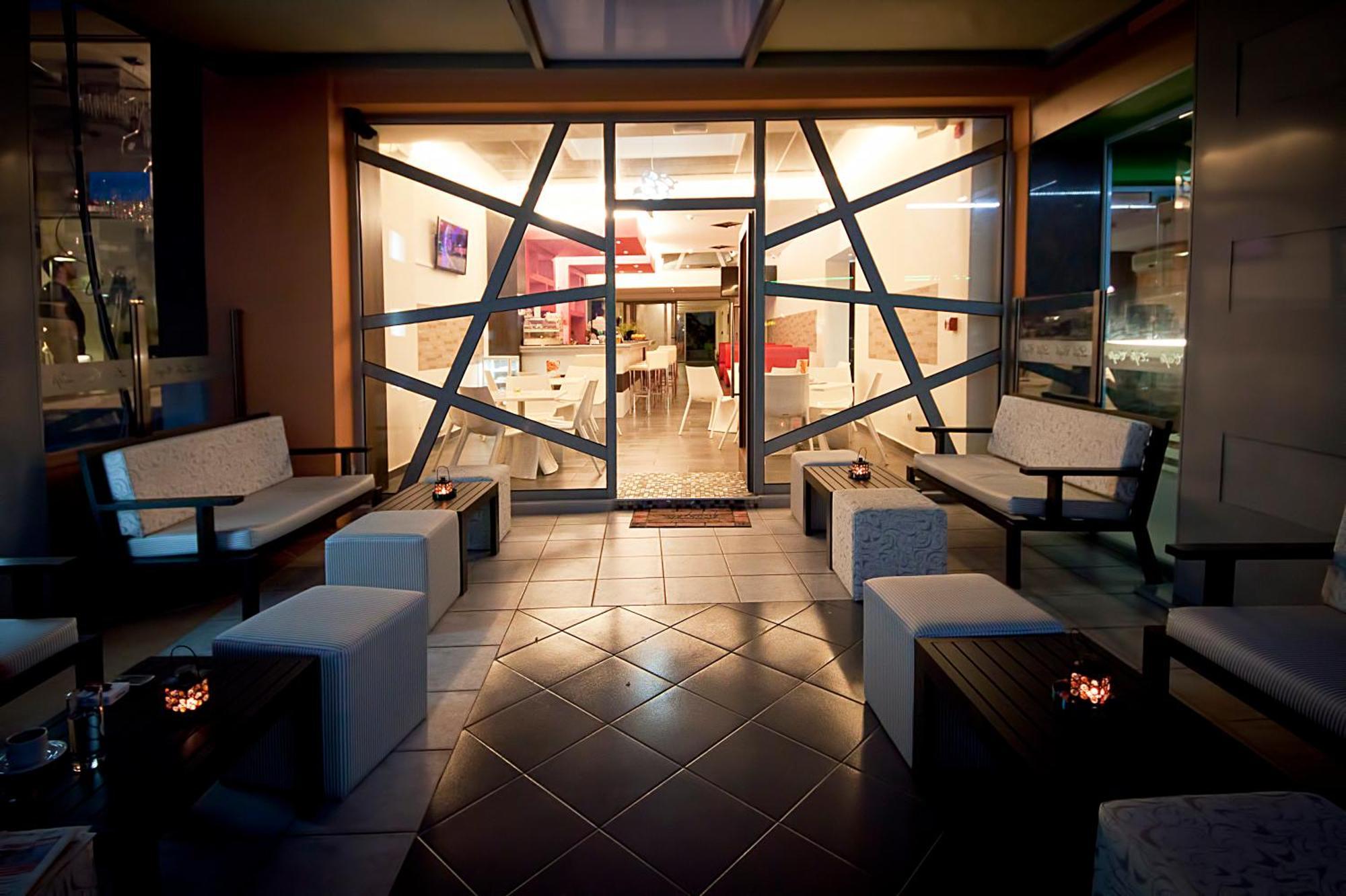 City Life Hotel 伊拉克利翁 外观 照片