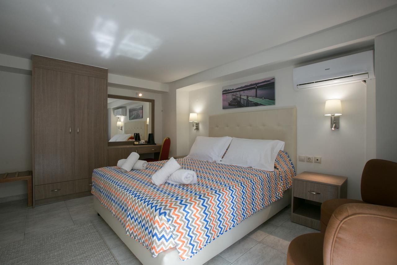City Life Hotel 伊拉克利翁 外观 照片