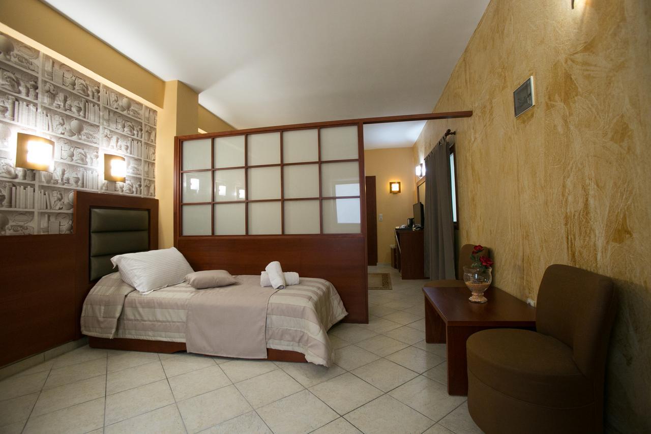 City Life Hotel 伊拉克利翁 外观 照片